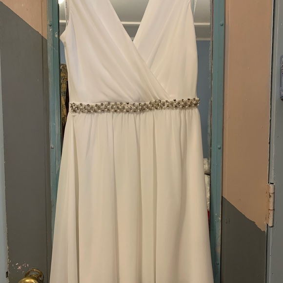 Feel like like a princess!….here’s a dress to help. You add the sparkle💖 - Picture 2 of 10